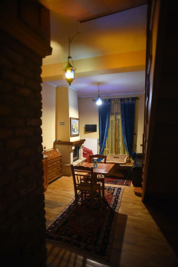 Santa Marina Guesthouse Káto Loutrákion Exteriör bild